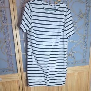 Old Navy XL  Black and White Striped Mini Dress